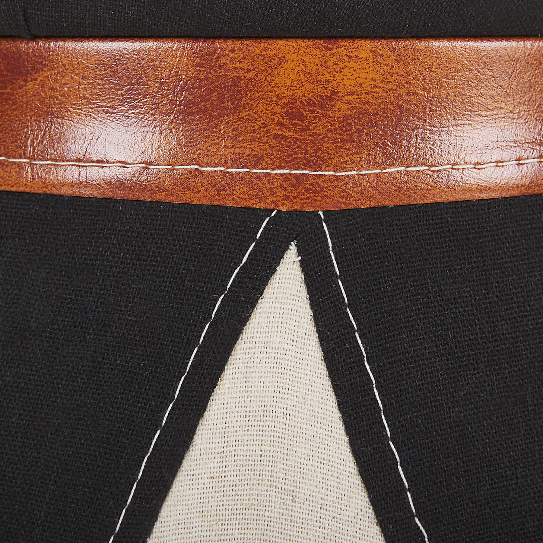 Beliani - APACHE - Poef - Beige - 33 cm - Kunstlinnen