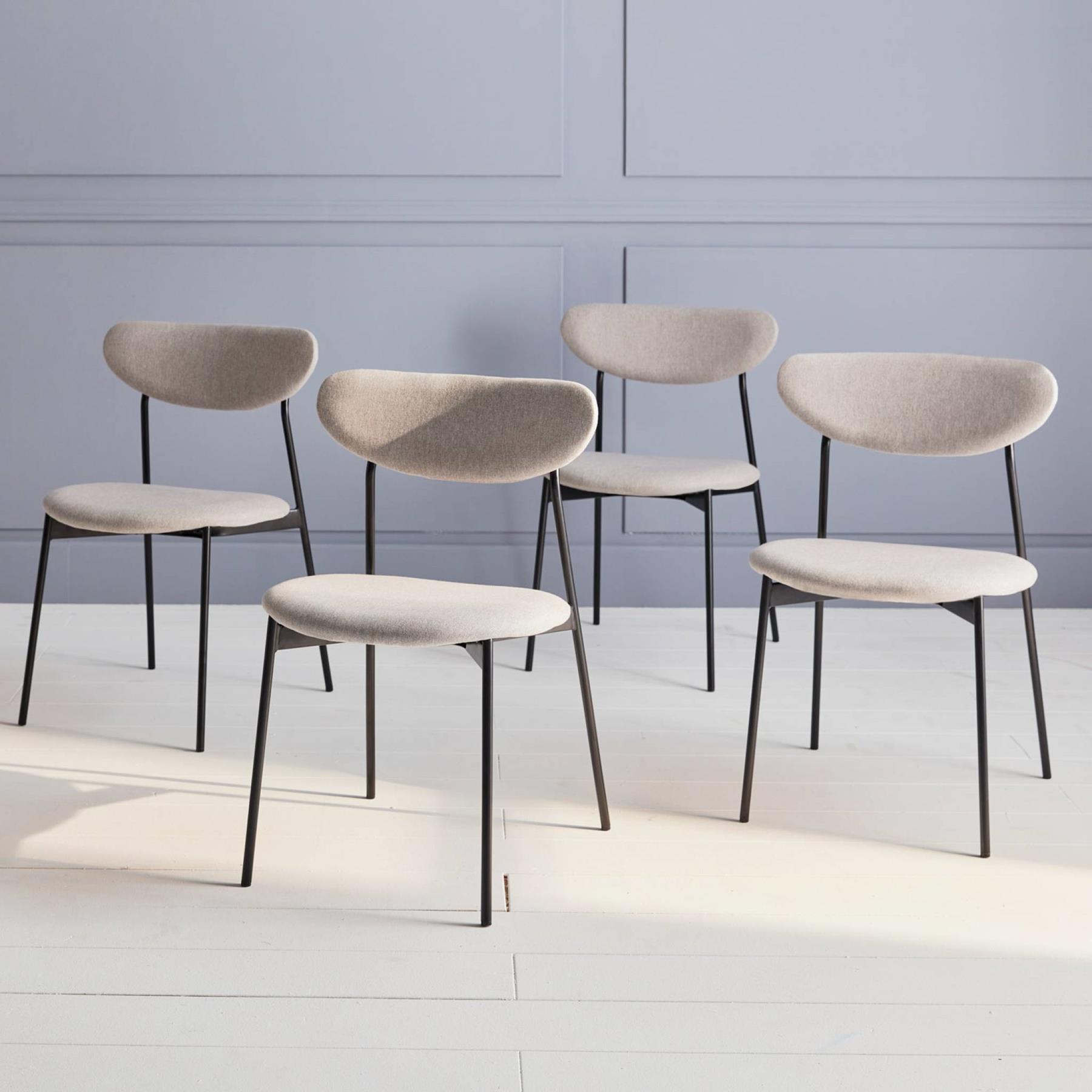 sweeek - Set van 4 scandinavische stoelen