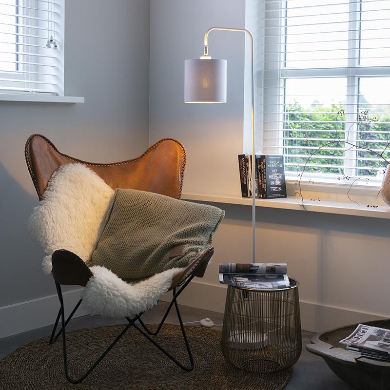 QAZQA Moderne vloerlamp wit met goud - Lofty