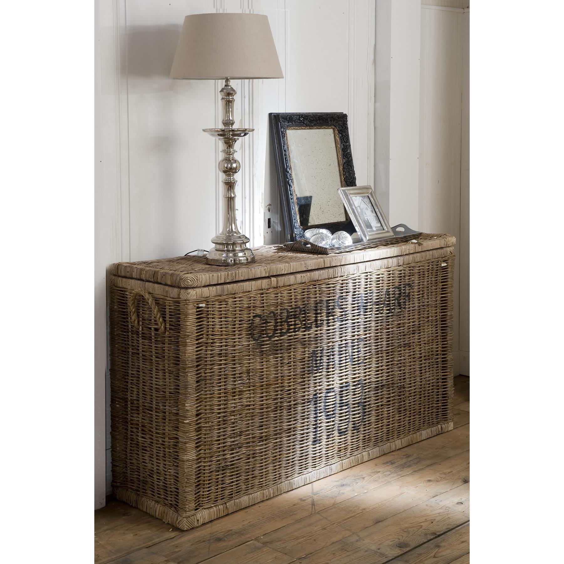 Rivièra Maison - Luxe Opbergtrunk in Riet en Mahonie, 140x40x80 cm