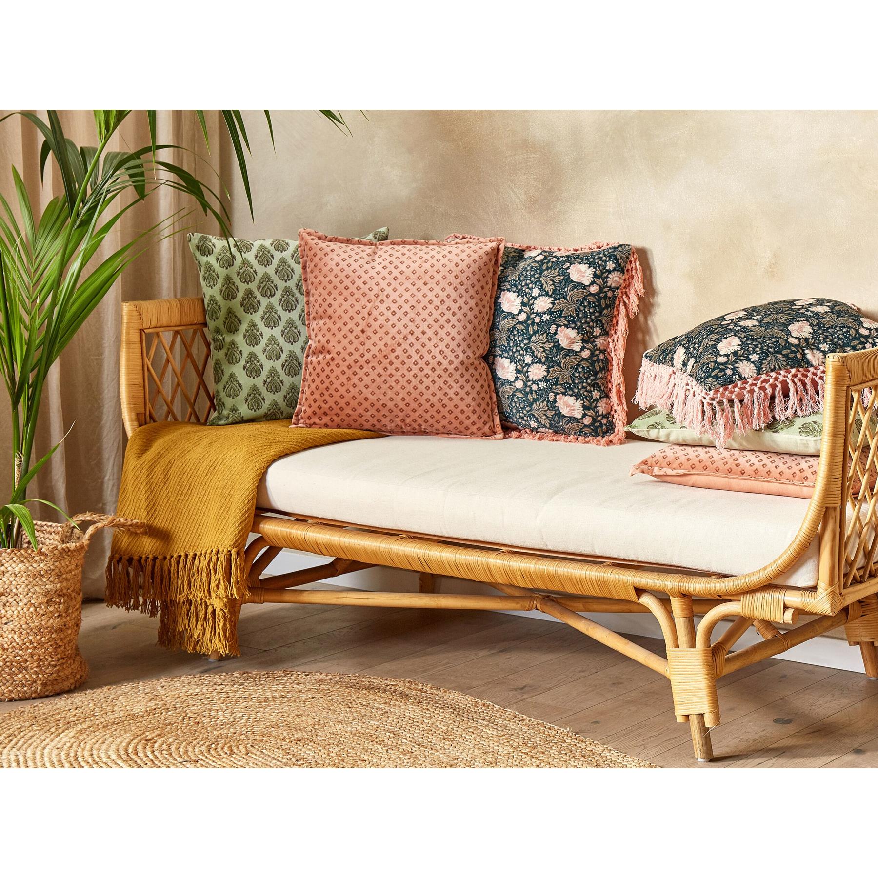 Beliani-RHODOCOMA -Sierkussen set van 2-Roze-45 x 45 cm-Fluweel