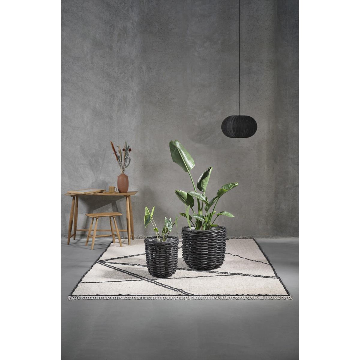 Villa Collection Werna rattan hanglamp zwart - 30 x 20 cm