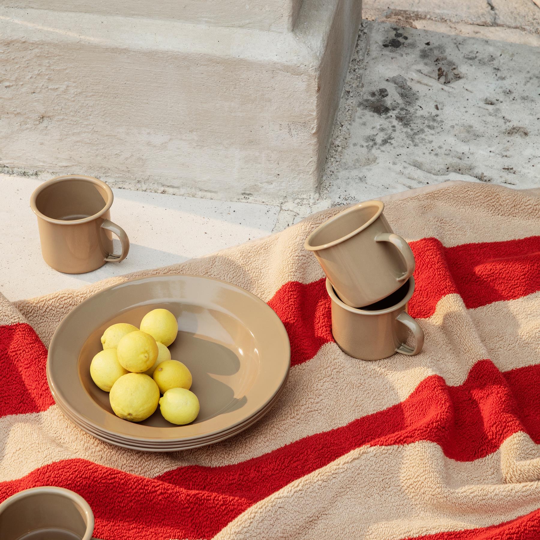 ferm LIVING Yard Picnic Serviesset - 8-delig - Cashmere