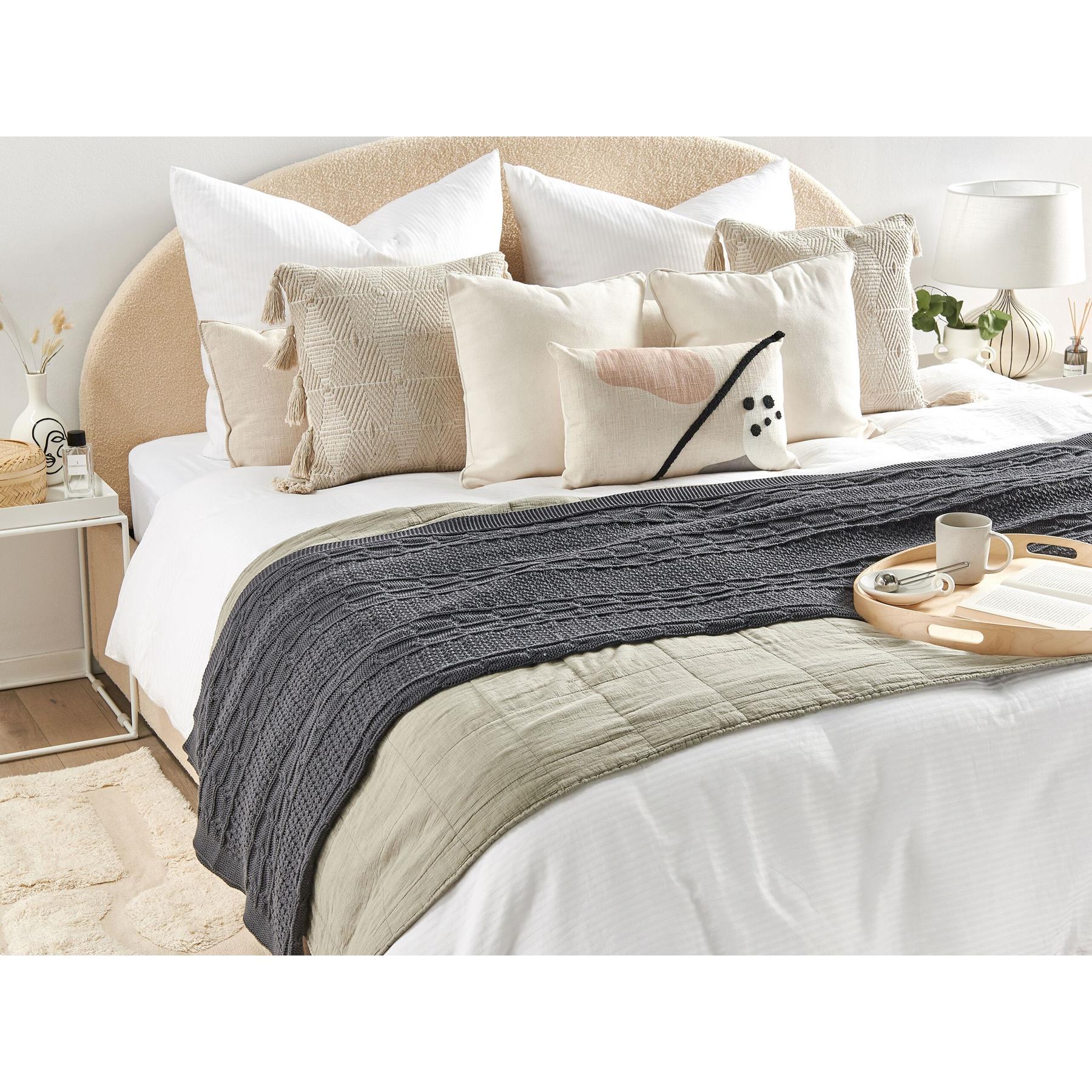Beliani - FETHIYE - Plaid - Grijs - 140 x 170 cm - Katoen