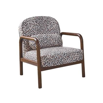 sweeek - Scandinavische ronde fauteuil in heveahout en luipaardprint