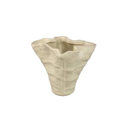 PTMD Reff Cream Matt Ceramic Wavy Shaped Pot M Crème
