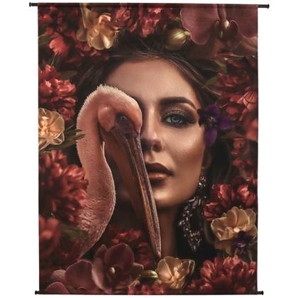 HD Collection Wandkleed Vrouw Met Pelikaan - Velvet - Roze - 140 x 170 x 0 cm (BxHxD)